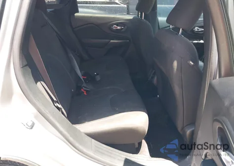 2019 Jeep Cherokee Latitude Fwd z USA, uszkodzony, nr VIN 1C4PJLCB6KD145744